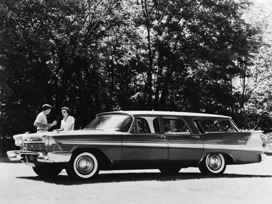  Plymouth Sport Suburban 1958 года  (фото 1 из 2)